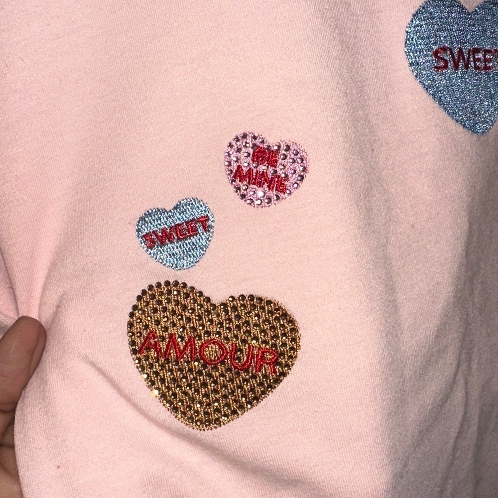 OntWelfth Size Medium Pink embroidered jeweled candy heart Valentine’s shirt - Picture 3 of 8